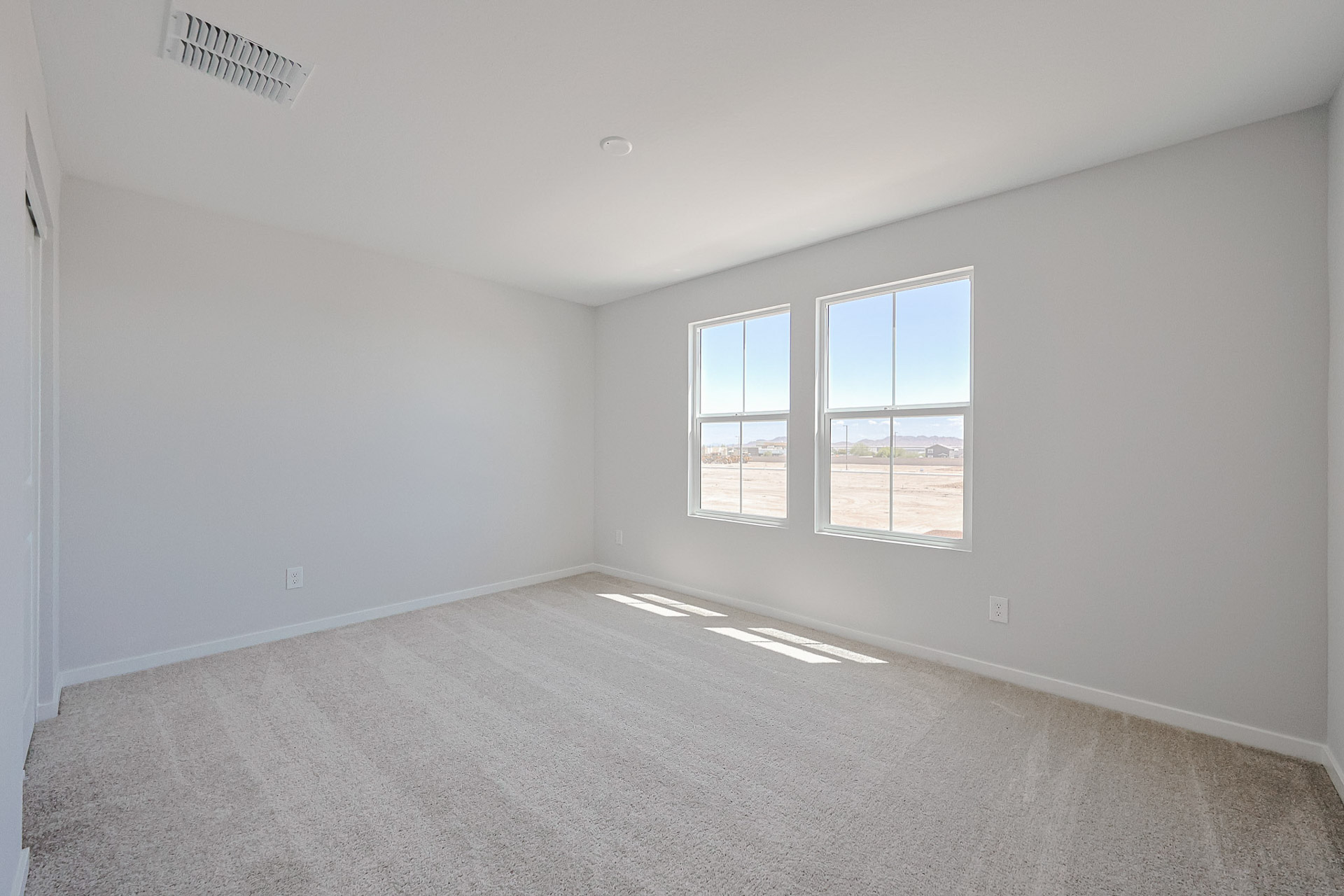 A room with windows.