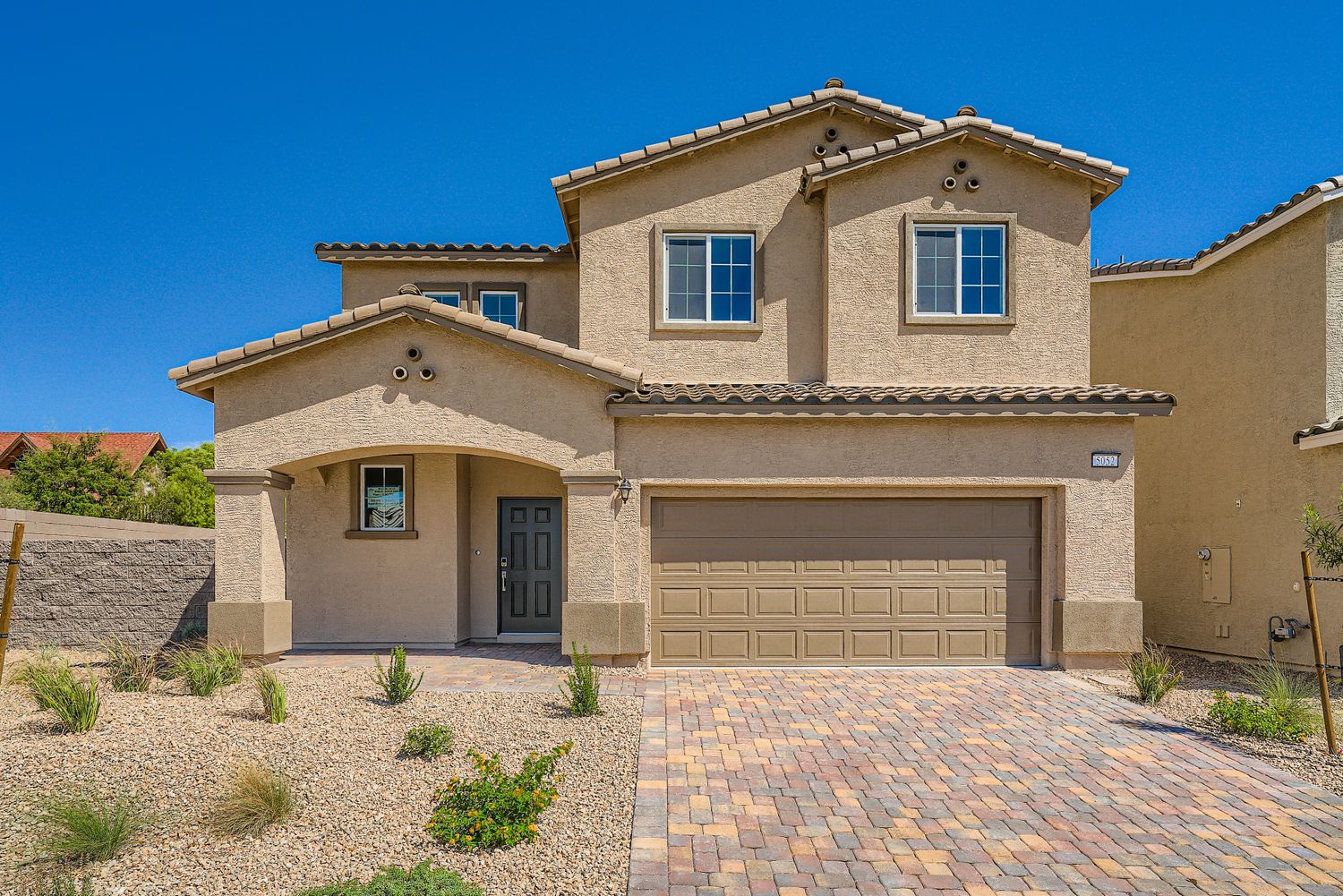 BRV022 5052 EAGLE WAY