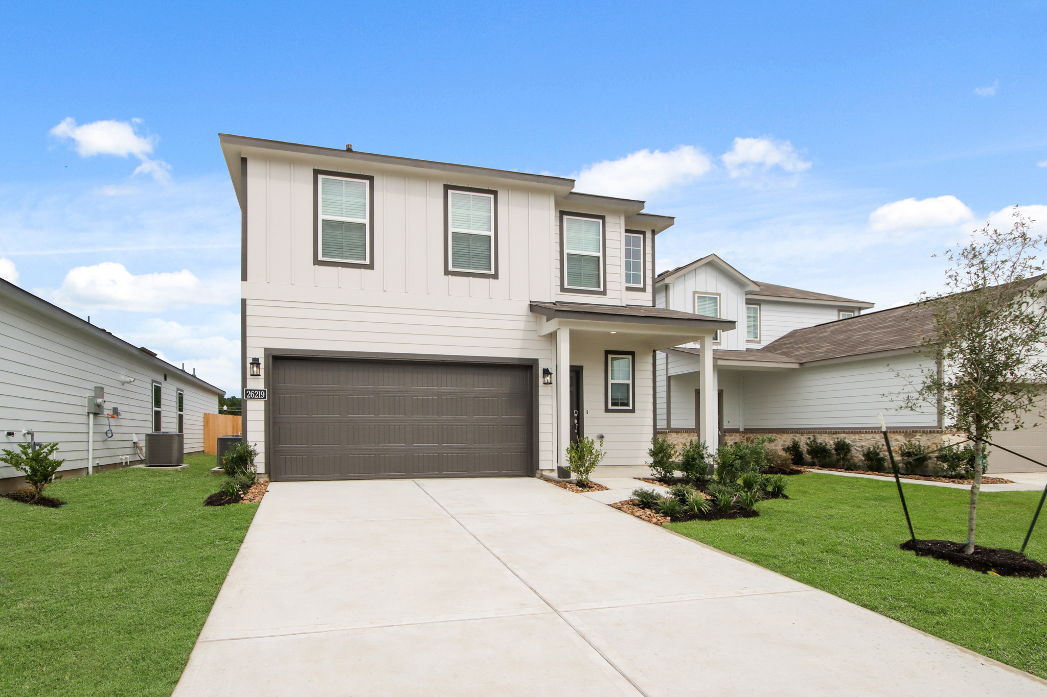 010415 26219 Park Cove Lane