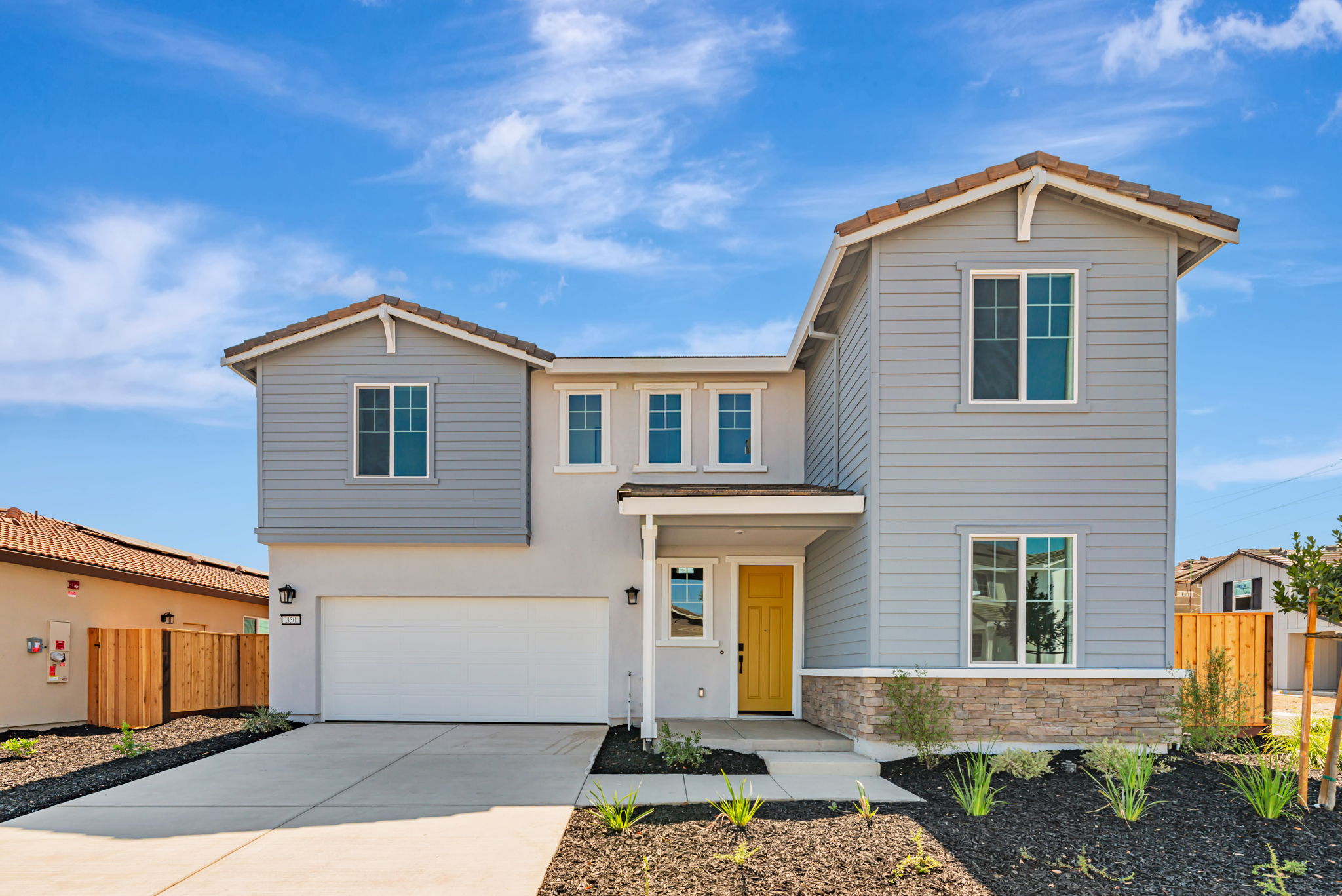 0057 350 Astilbe Street